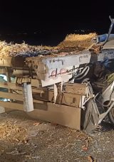 Otomobil TIR'ın Altına Girdi; S&uuml;r&uuml;c&uuml; ve Eşi Hayatını Kaybetti