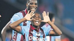 Oulai İlk Kez Milli Takımda