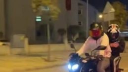 Ön tekeri havada devrilen motosiklet: Sürücü cezadan kurtulamadı!