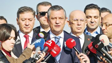 &Ouml;zel: Devlet aileyle uğraşmaz