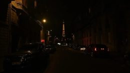 Paris'te Elektrik Kesintisi: 170 Binden Fazla Ev Karanlığa Hazırladı, Metrolar Durdu