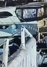 Pendik Marina'da denize d&uuml;ş&uuml;p pervaneye takıldı: Feci şekilde hayatını kaybetti!