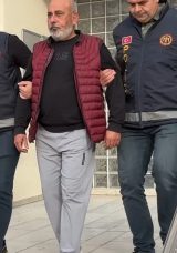 Polise Hakaret Eden Alkoll&uuml; S&uuml;r&uuml;c&uuml; Tutuklandı