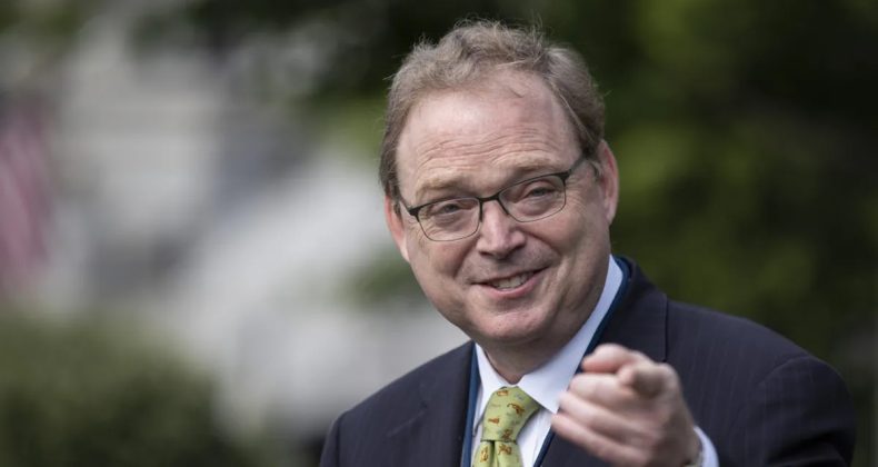 Powell'ın Yerine Gelecek En G&uuml;&ccedil;l&uuml; İsim: Trump'ın Fed Başkanı Tercihi Hassett