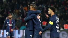 PSG, Evinde 3-0 ile Güldü!