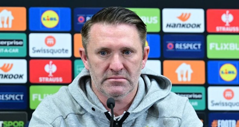 Robbie Keane: "Keşke tekrar futbolcu olsam da Fenerbah&ccedil;e ile oynayabilsem."