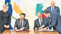 Rumların Gasp Girişimine Tepki