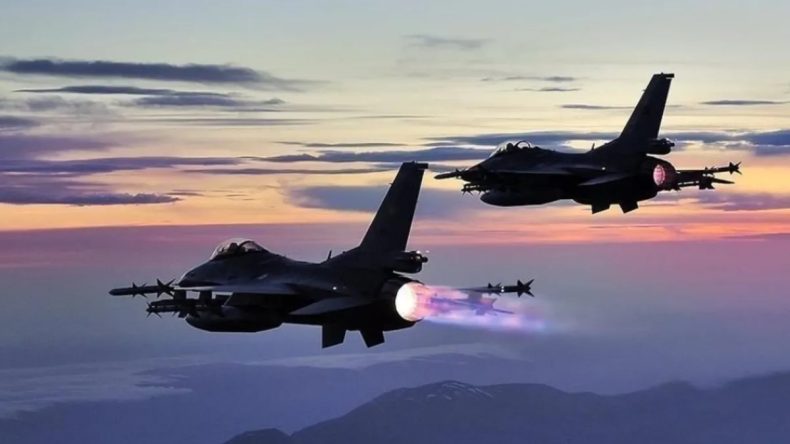 Rusya&rsquo;da Su-30 Savaş U&ccedil;ağı D&uuml;şt&uuml;: İki Kişi Hayatını Kaybetti