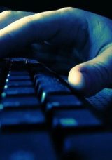 Sağlık &Ccedil;alışanı Sahte İnternet Sitesinin Kurbanı Oldu: 7 Bin 500 Lira Kaybetti