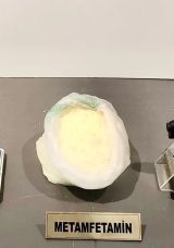 Samsun'da Uyuşturucu Operasyonu: 880 Gram Metamfetamin Ele Ge&ccedil;irildi!