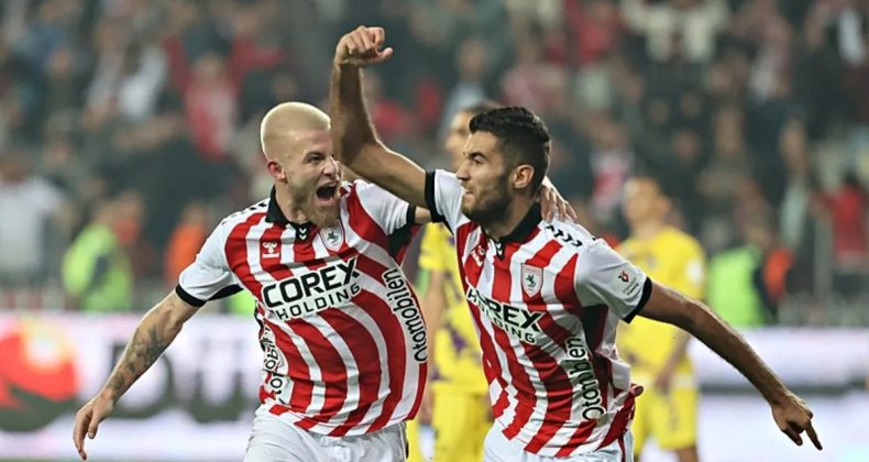 Samsunspor, Eyüpspor'u Saha Vayazdirisiyla Yenmeyi Başardı!