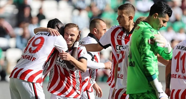 Samsunspor, Konya'da 3 golle kazandı!