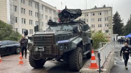 Şanlıurfa&rsquo;da DEAŞ'a Y&ouml;nelik Operasyonda 11 G&ouml;zaltı