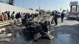 Şanlıurfa&rsquo;da Korkun&ccedil; Kaza: 1 Kişi Hayatını Kaybetti, 2 Yaralı!