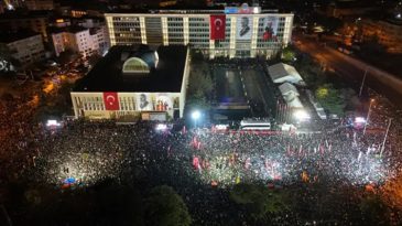 Sara&ccedil;hane&rsquo;de 109 Beraat Kararı