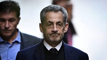 Sarkozy Adli Kontrol Kapsamında Serbest Bırakıldı
