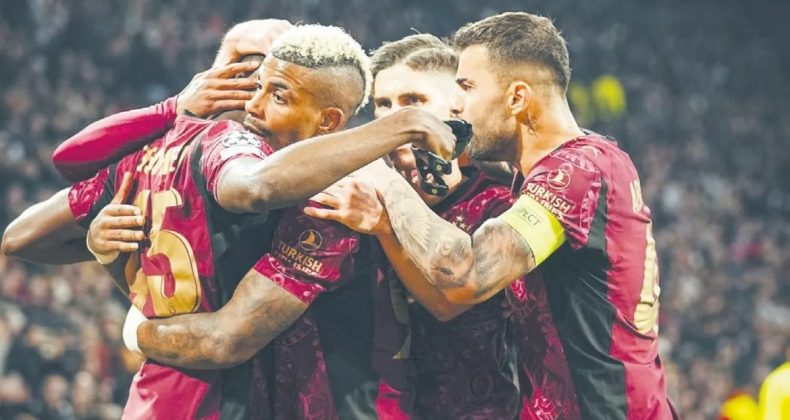 Savulun! Türkler geliyor