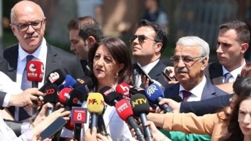 Selahattin Demirtaş'ın Rol&uuml;: S&uuml;recin Ara Y&uuml;z&uuml; Olabilir