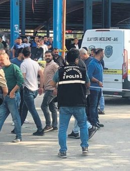 Semt Pazarında Kanlı Hesaplaşma