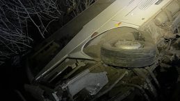 Siirt'te Maden İş&ccedil;ilerini Taşıyan Midib&uuml;s U&ccedil;uruma D&uuml;şt&uuml;: 2 Ağır Yaralı, 15 Kişi Yaralandı!