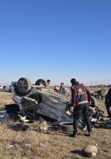 Şırnak'ta Otomobil ve Hafif Ticari Ara&ccedil; &Ccedil;arpıştı: 7 Yaralı