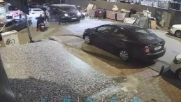 Şişli&rsquo;de Şok Edici Yol Verme Kavgası: Motosikletli Saldırganlardan Bı&ccedil;aklı Saldırı!