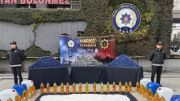 Sıvı Yağa Emdirilmiş Uyuşturucu Madde, Polisin Hızlı Operasyonlarıyla Ele Ge&ccedil;irildi