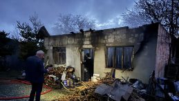 Sobayı Benzinle Ateşledi: Hem Kendini Hem de Evi Yaktı!