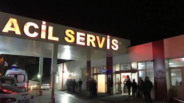 SON DAKİKA İstanbul'da Yeni Bir Zehirlenme Vakası: 25 Kişi Hastaneye Sevk Edildi