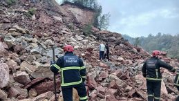 SON DAKİKA | Ordu'da Taş Ocağında Göçük! 2 İşçiye Ulaşılmaya Çalışılıyor