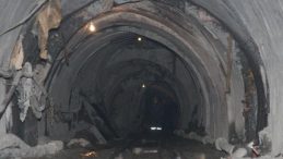 Son Dakika: Sivas'ta Maden Ocağında G&ouml;&ccedil;&uuml;k – Bir İş&ccedil;i İ&ccedil;in Kurtarma &Ccedil;alışmaları Devam Ediyor