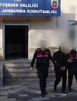 SON DAKİKA… Nevşehir'de Tartışmalı Anlar! Takke ve Cübbe ile Drift Yapan Sürücü Tutuklandı!