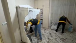 SON DAKİKA&hellip; Yer Adana! Gardroptan cephanelik &ccedil;ıktı: Savunmaları şaşkınlık yarattı!