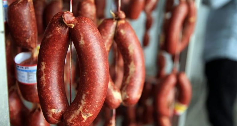 Sucukta Baş, Kalp ve Kanatlı Eti Skandalı! Bakanlık Gıda Sahtekarı 11 Markayı İfşa Etti