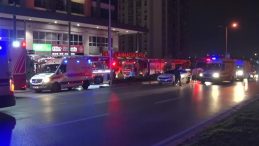 Sultangazi'de 27 Katlı Otelde Yangın Korkusu