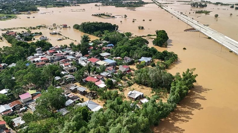 Süper Tayfun Filipinler’i Sarsmaya Devam Ediyor: Ölü Sayısı 18’e Yükseldi