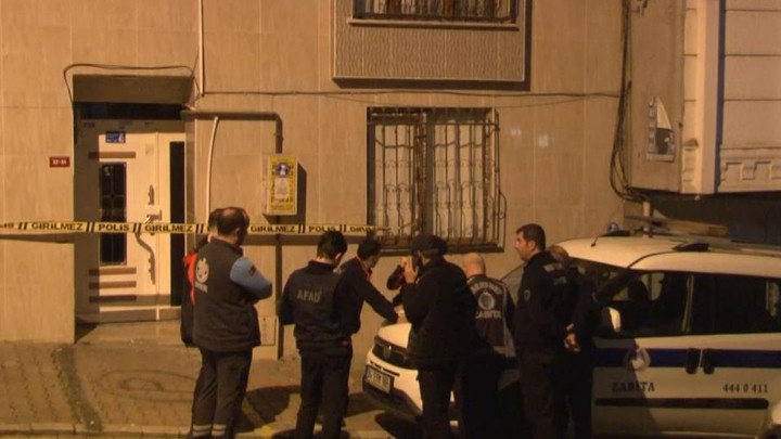 Tahta Kurusu İla&ccedil;laması Sonrası 7 Kişi Hastaneye Kaldırıldı! Bina M&uuml;h&uuml;rlendi