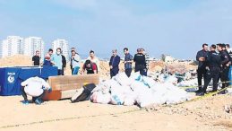 Tarsus'ta Çekyattan Erkek Cesedi Bulundu