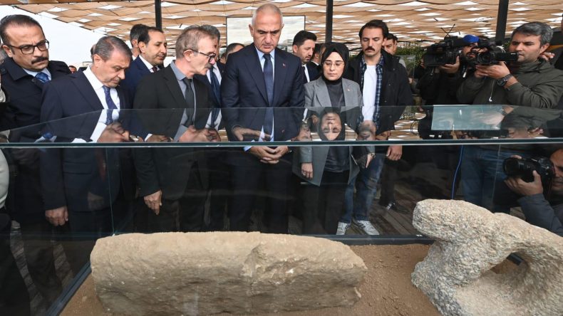 Taş Tepeler’de 30 Yeni Keşif! Bakan Ersoy, Heyecan Verici Bulguları Tanıttı