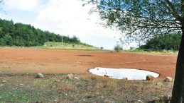 Taşıma Su ile Canlanan Göl Kuru Kaldı