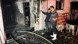 Tavuk &Ccedil;iftliğinde Yangın: 5 Bin Civciv Hayatını Kaybetti