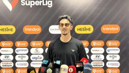 Tayfur Bing&ouml;l: "15 Gol S&ouml;z&uuml;m Var, Tamamlayacağım"