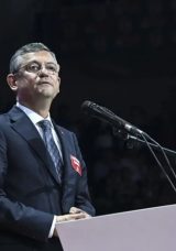 TBMM'ye Yeni Dokunulmazlık Dosyaları Sevk Edildi: &Ouml;zg&uuml;r &Ouml;zel ve T&uuml;lay Hatimoğulları da Var!