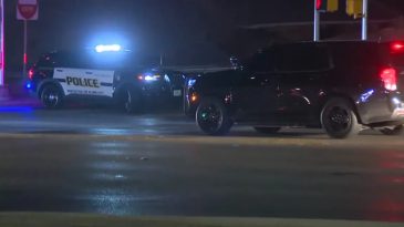 Texas&rsquo;ta Kanlı Saldırı: &Ccedil;alışma Arkadaşlarına Saldırdı