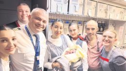 THY U&ccedil;ağında Doğum S&uuml;rprizi