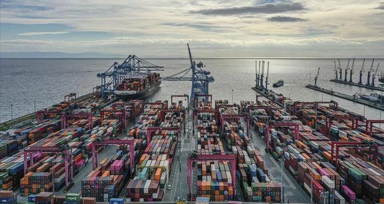 Ticaret Bakanlığı'ndan A&ccedil;ıklama: Ocak-Ekim D&ouml;nemi İhracatı Y&uuml;kseldi