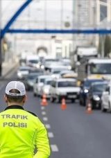 Trafiğe Kapalı Yollar ve Alternatif G&uuml;zergahlar: 2 Kasım 2025 İstanbul Maratonu Nedeniyle Hangi Yollar Kapatıldı, 15 Temmuz Şehitler K&ouml;pr&uuml;s&uuml; Ne Zaman A&ccedil;ılacak?