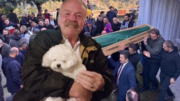 Trafik Kazasında Hayatını Kaybeden Emekli &Ouml;ğretmen Uğurlandı