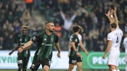 Trendyol S&uuml;per Lig: Kocaelispor, Gen&ccedil;lerbirliği'ni Tek Golle Yenerek &Uuml;st&uuml;nl&uuml;k S&uuml;rd&uuml;!