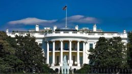 Trump, Beyaz Saray'daki Lincoln Banyosu'nu Yenileyerek Tarihe Göz Attı